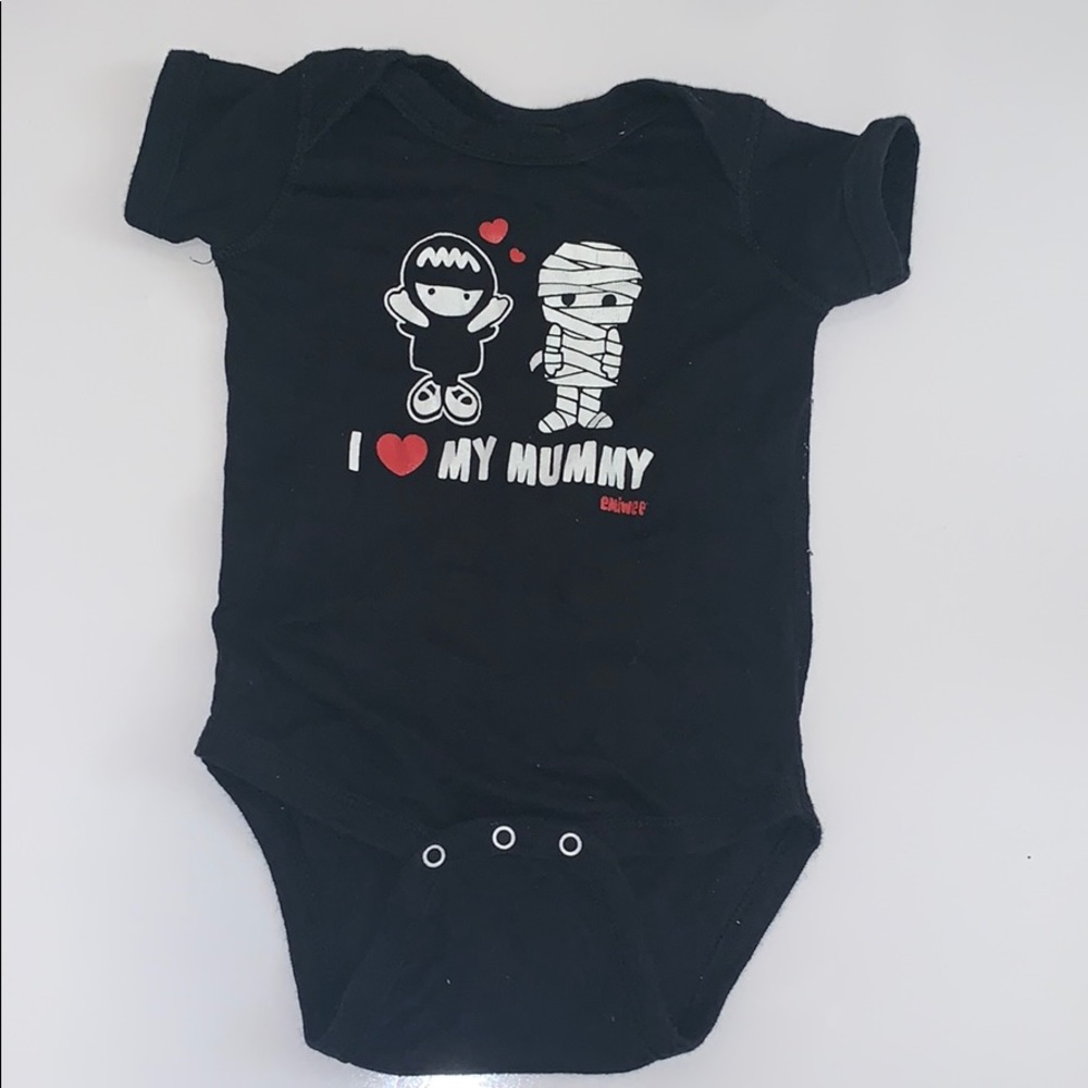 Emily the strange “I love my mummy” onesie